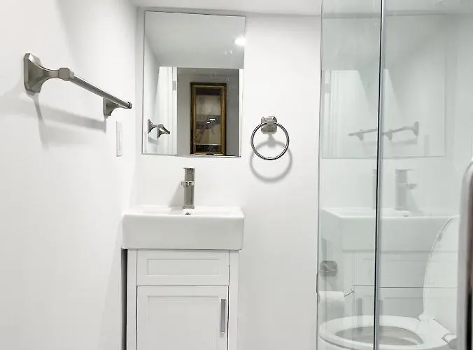 Private Bathroom King Room